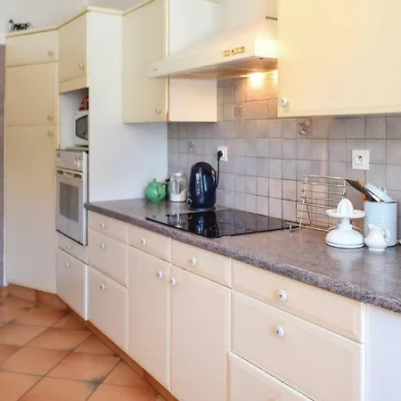 Сasa de vacaciones Four Bedroom Holiday In Riviere